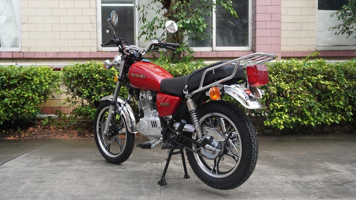 SUZUKI GN200, foto 4